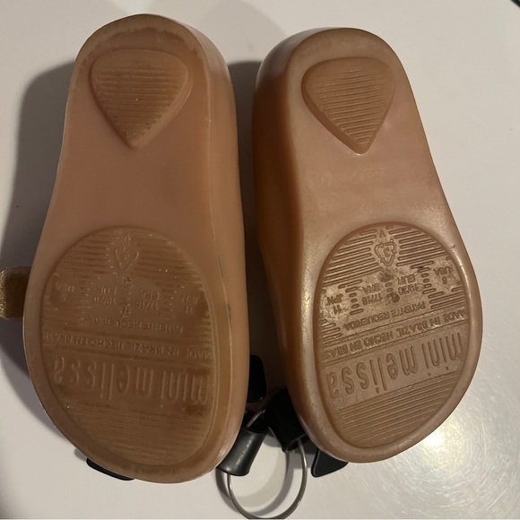 Mini Melissa Mary Jane Flats with Bow - Picture 6 of 13